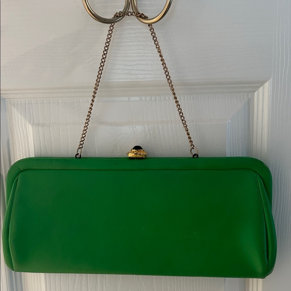 Vintage 60s Elegant Vinyl Green Clutch Bag Purse Gold Chain Medallion Closure